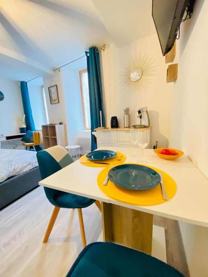 Appartement Chic Laon Exterior photo